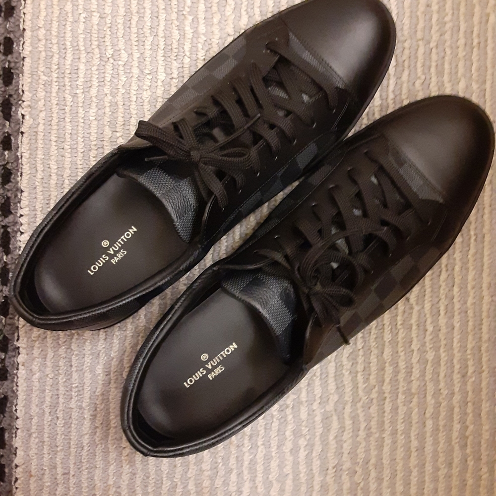 MEN'S LOUIS VUITTON 2020 DAMIER GRAPHITE LOW TOP SNEAKERS